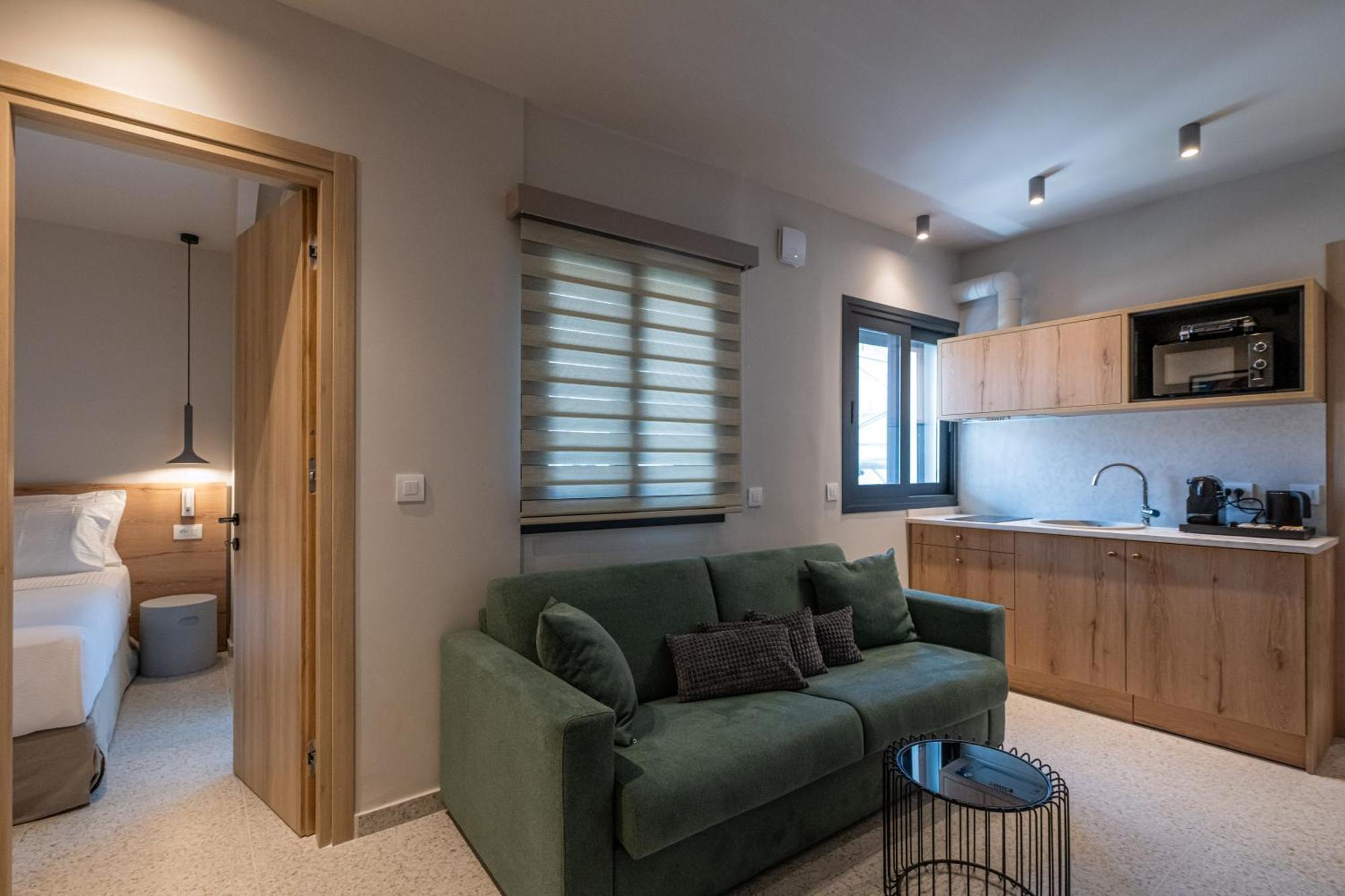 Asklipiou Cube - Kalamata Mediterranean Suites Kültér fotó