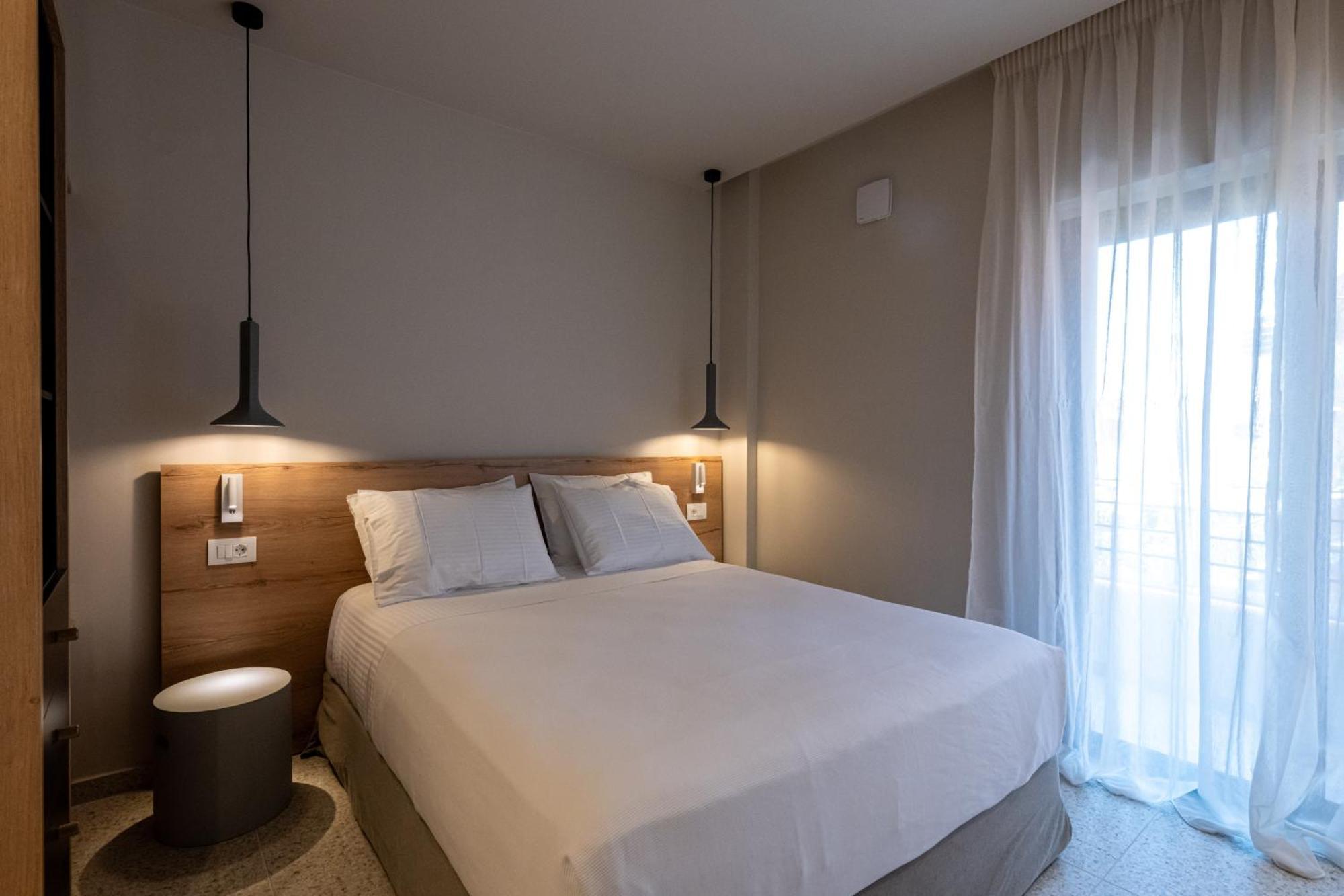 Asklipiou Cube - Kalamata Mediterranean Suites Kültér fotó