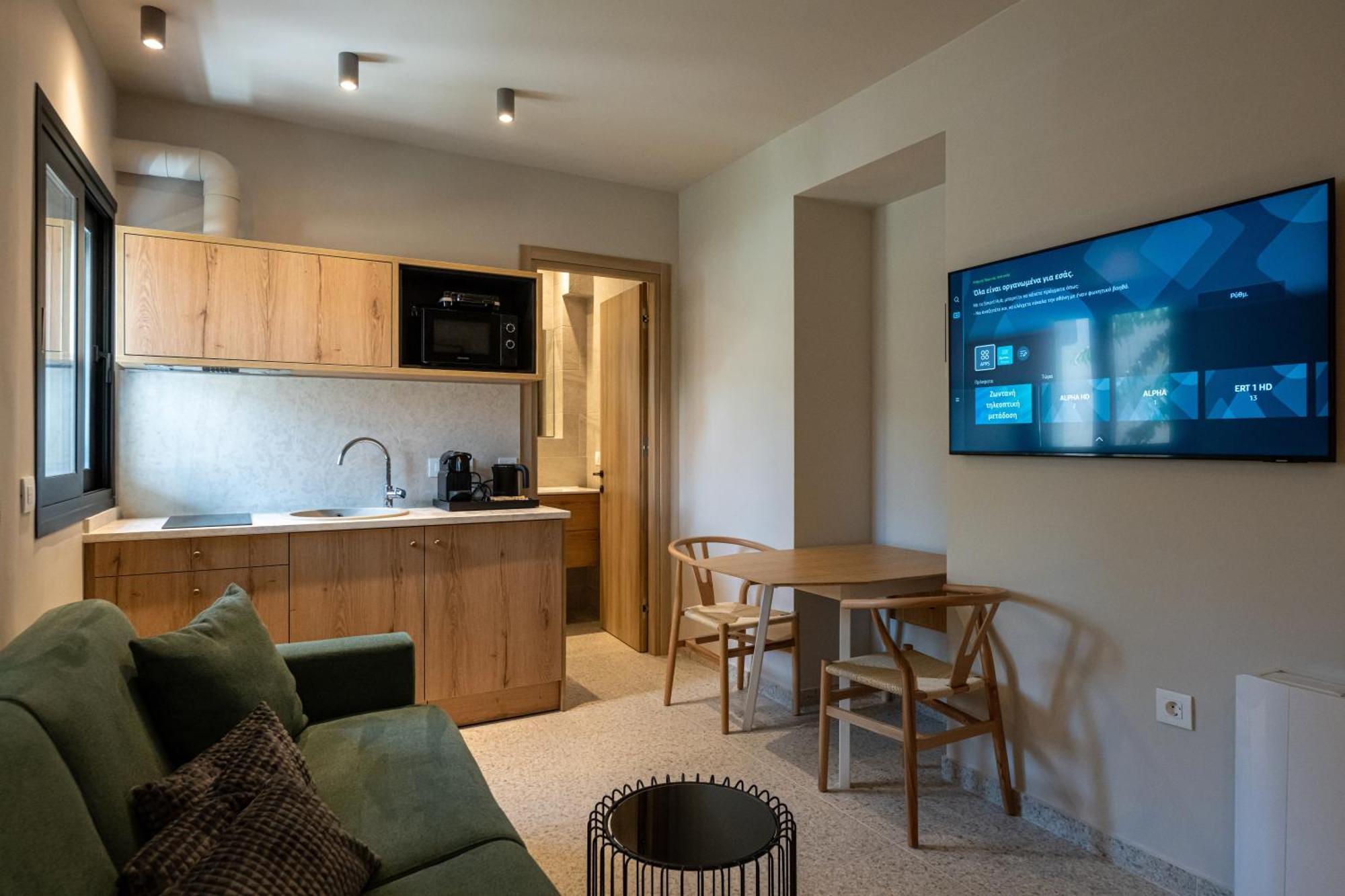 Asklipiou Cube - Kalamata Mediterranean Suites Kültér fotó