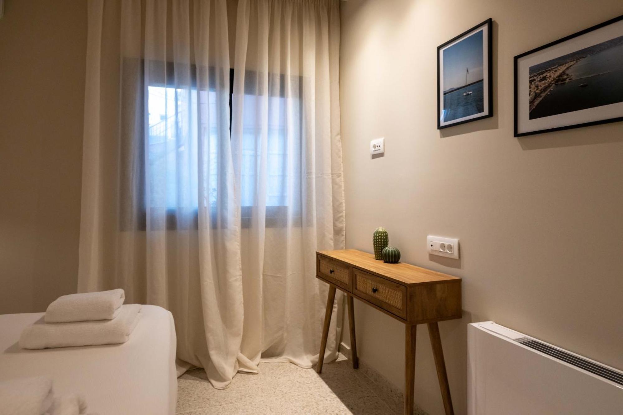 Asklipiou Cube - Kalamata Mediterranean Suites Kültér fotó